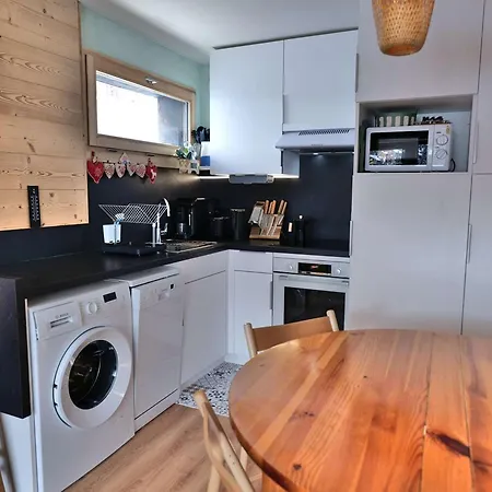 Pratique, Aux Pieds - 4 Pers. Apartment