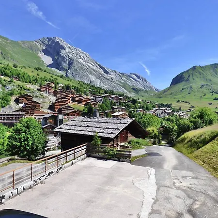 Pratique, Aux Pieds - 4 Pers. Le Grand-Bornand
